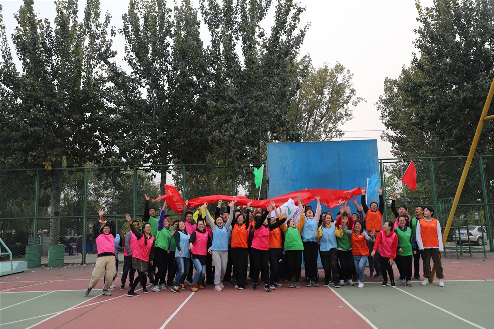 [瑤臺(tái)山莊拓展基地]+場(chǎng)地團(tuán)建一日活動(dòng)