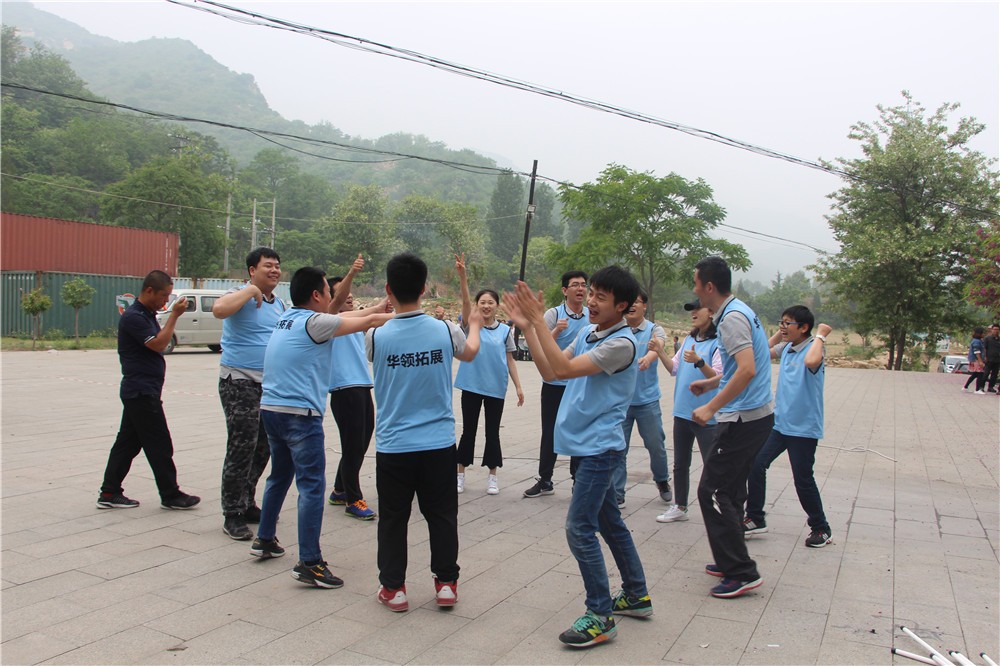 [豐寧壩上盛源山莊拓展基地]+場地拓展兩日團(tuán)建