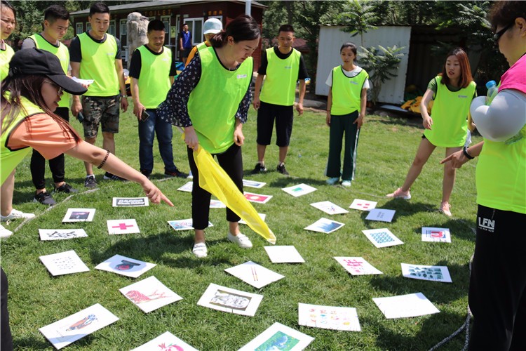 [上海滴水湖]+新員工入職一日團(tuán)建活動